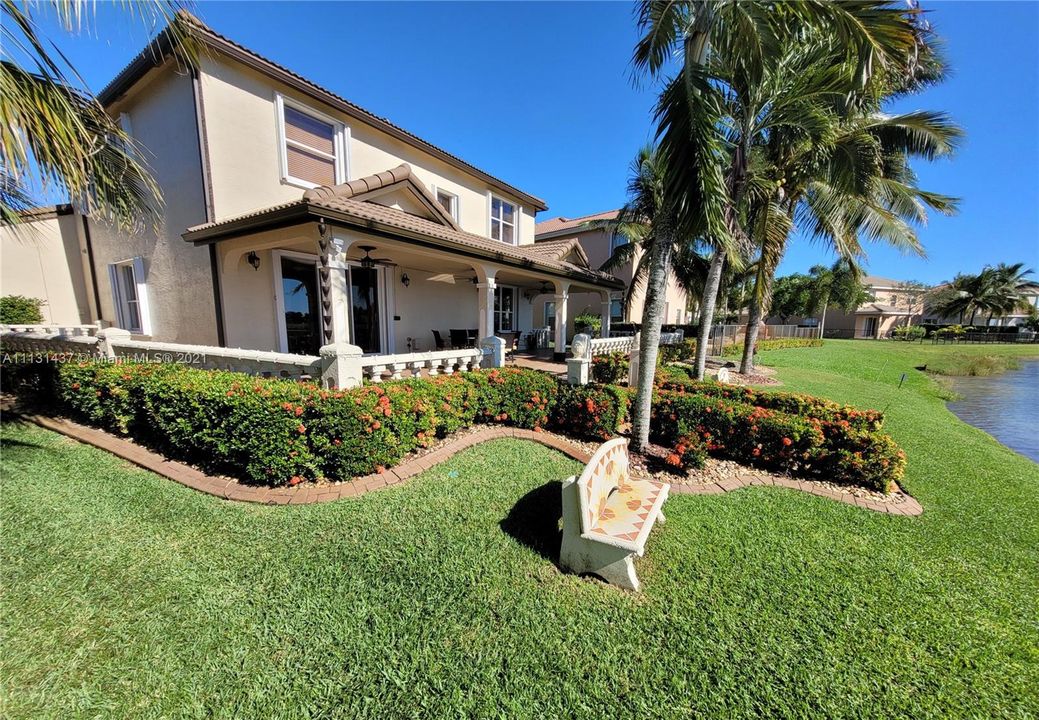 Recently Sold: $720,000 (4 beds, 2 baths, 2508 Square Feet)