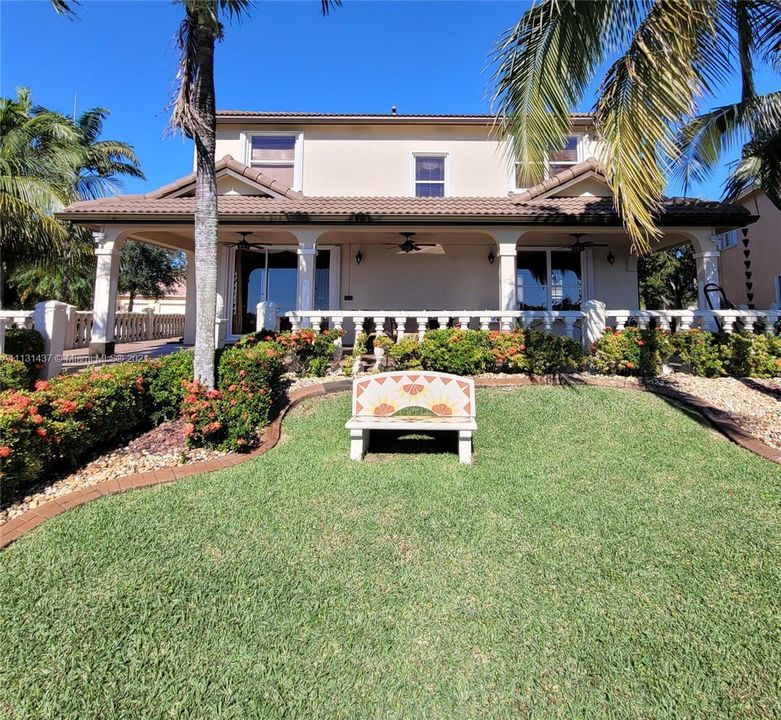 Recently Sold: $720,000 (4 beds, 2 baths, 2508 Square Feet)