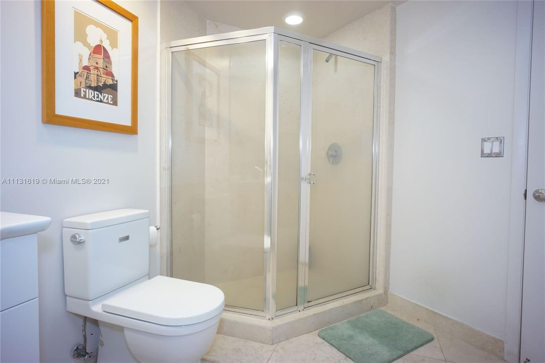 最近售出: $930,000 (2 贝兹, 2 浴室, 1290 平方英尺)