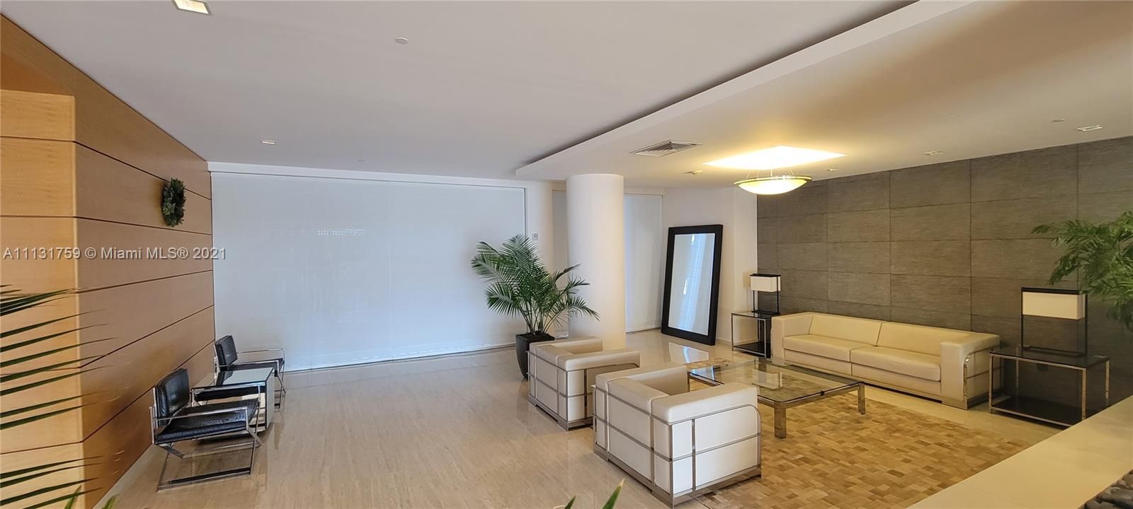 Recientemente alquilado: $6,000 (2 camas, 2 baños, 1042 Pies cuadrados)