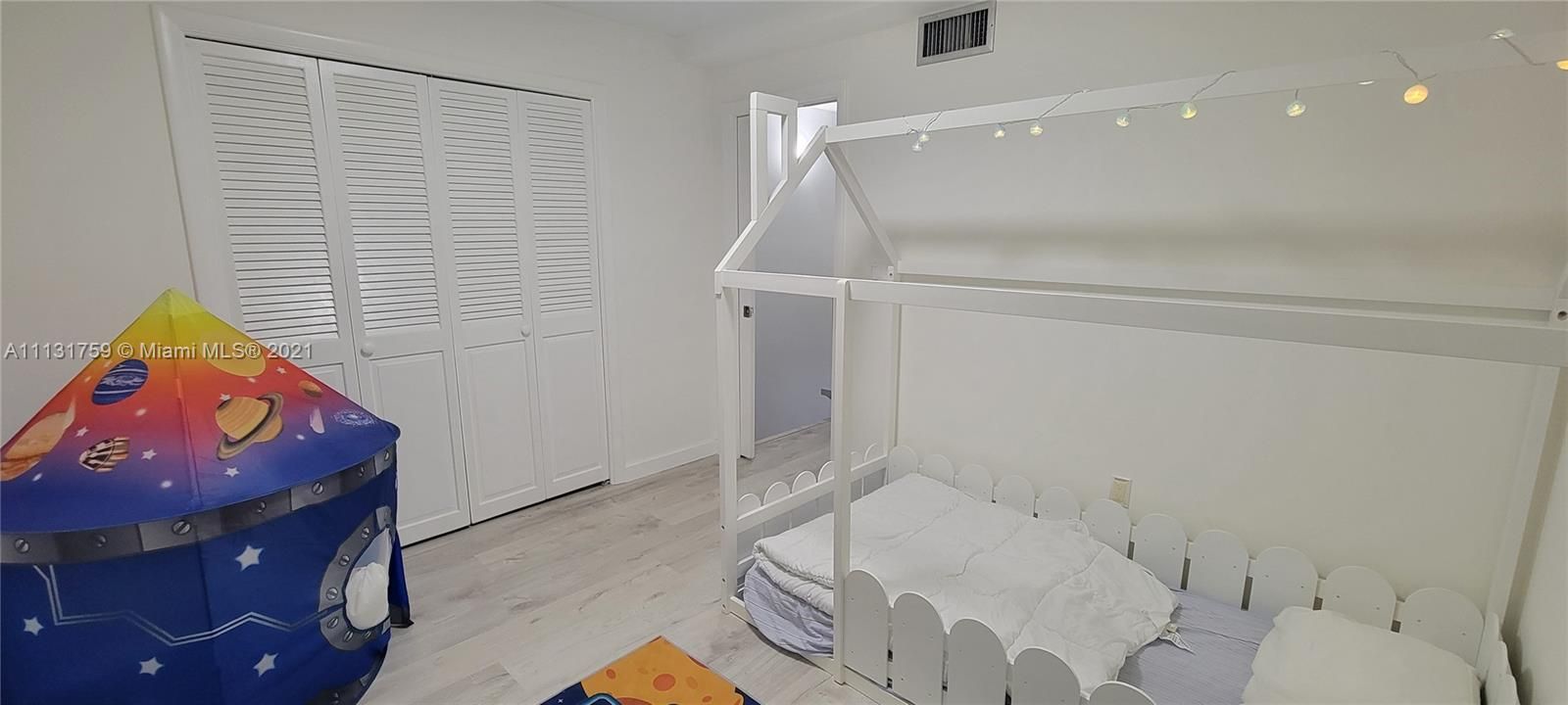 Recientemente alquilado: $6,000 (2 camas, 2 baños, 1042 Pies cuadrados)