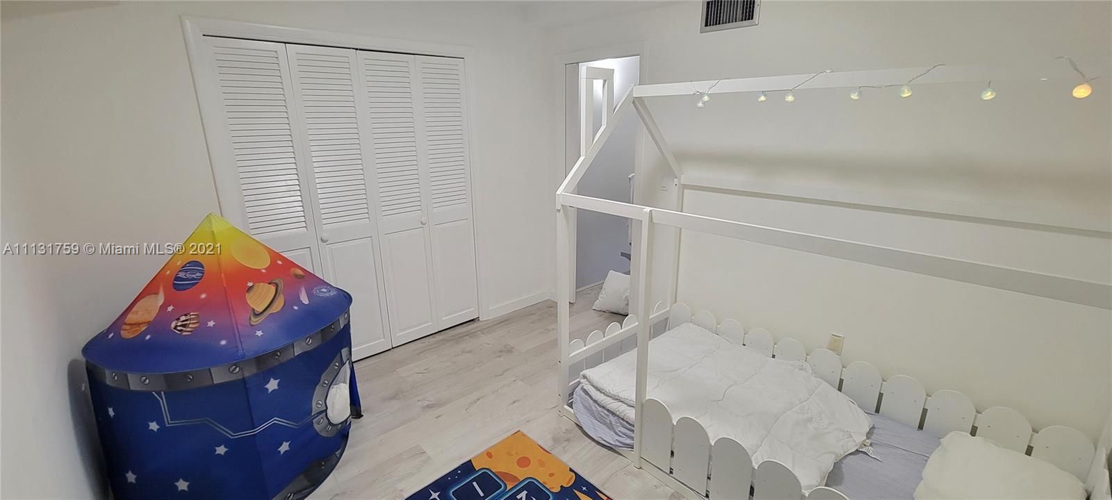 Recientemente alquilado: $6,000 (2 camas, 2 baños, 1042 Pies cuadrados)