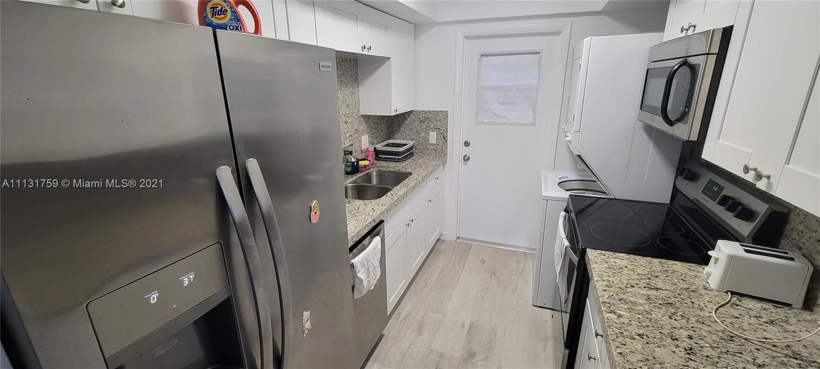 Recientemente alquilado: $6,000 (2 camas, 2 baños, 1042 Pies cuadrados)