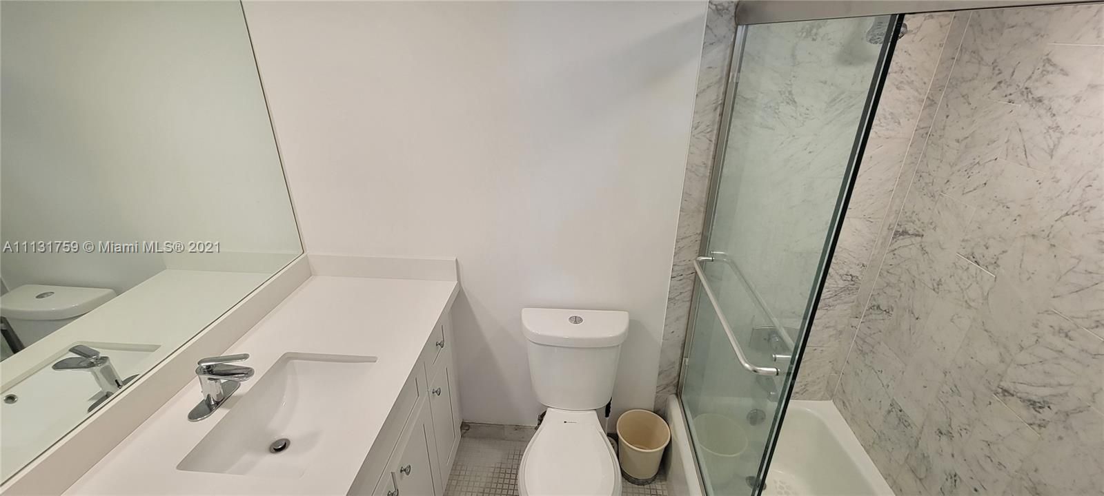 Recientemente alquilado: $6,000 (2 camas, 2 baños, 1042 Pies cuadrados)