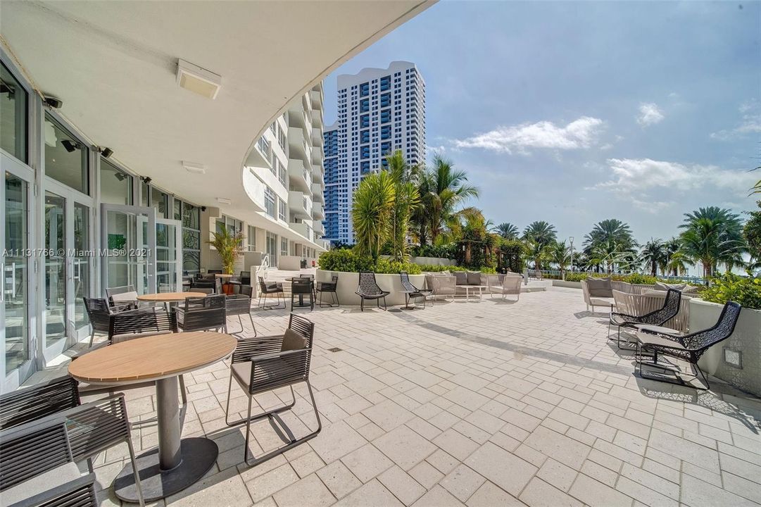 Recently Rented: $3,009 (2 beds, 2 baths, 1120 Square Feet)