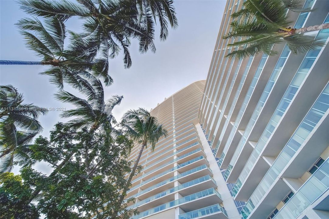 Recently Rented: $3,009 (2 beds, 2 baths, 1120 Square Feet)