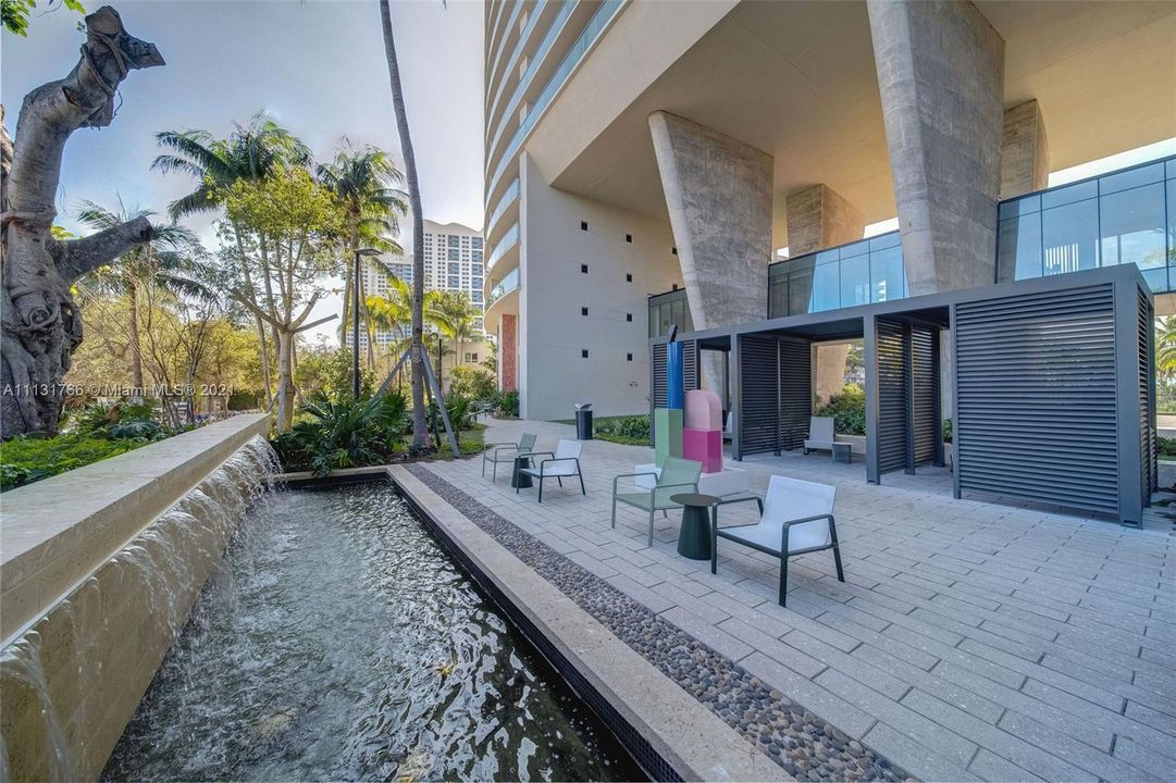 Recently Rented: $3,009 (2 beds, 2 baths, 1120 Square Feet)