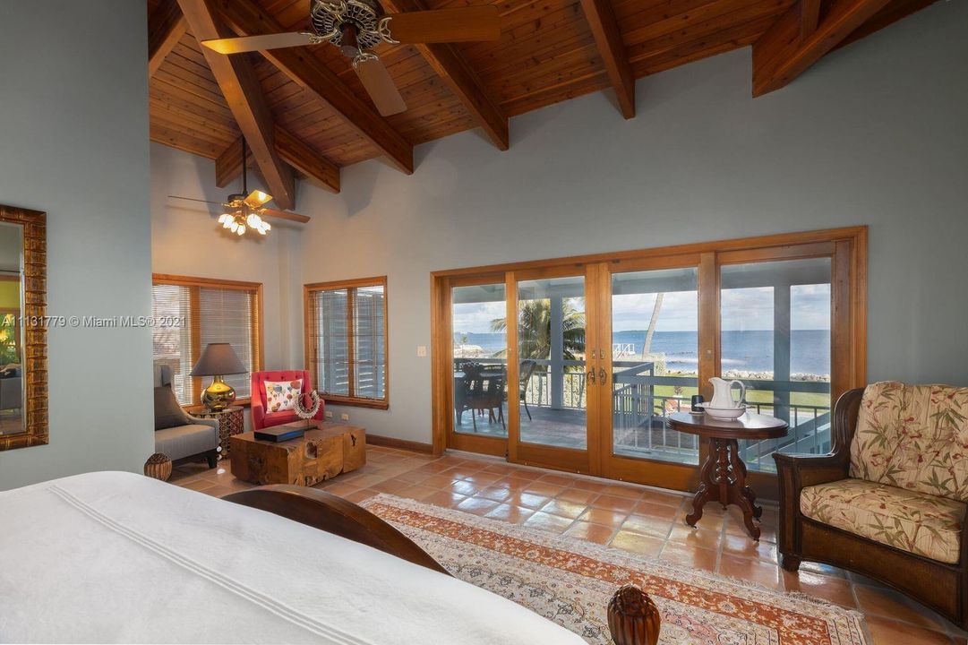 Recently Sold: $5,500,000 (3 beds, 2 baths, 0 Square Feet)