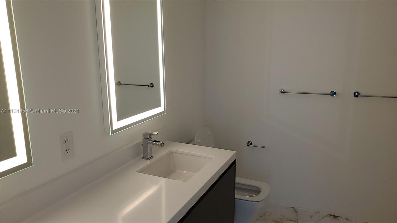 Недавно арендовано: $3,900 (1 спален, 2 ванн, 0 Квадратных фут)
