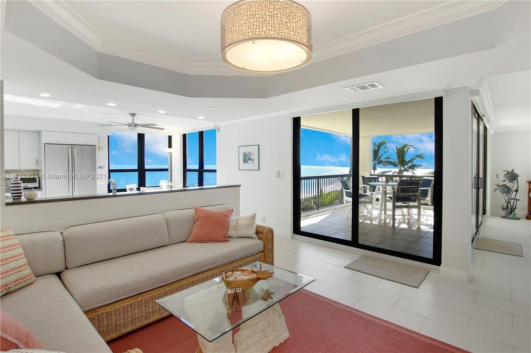 Recently Sold: $2,300,000 (2 beds, 2 baths, 2010 Square Feet)