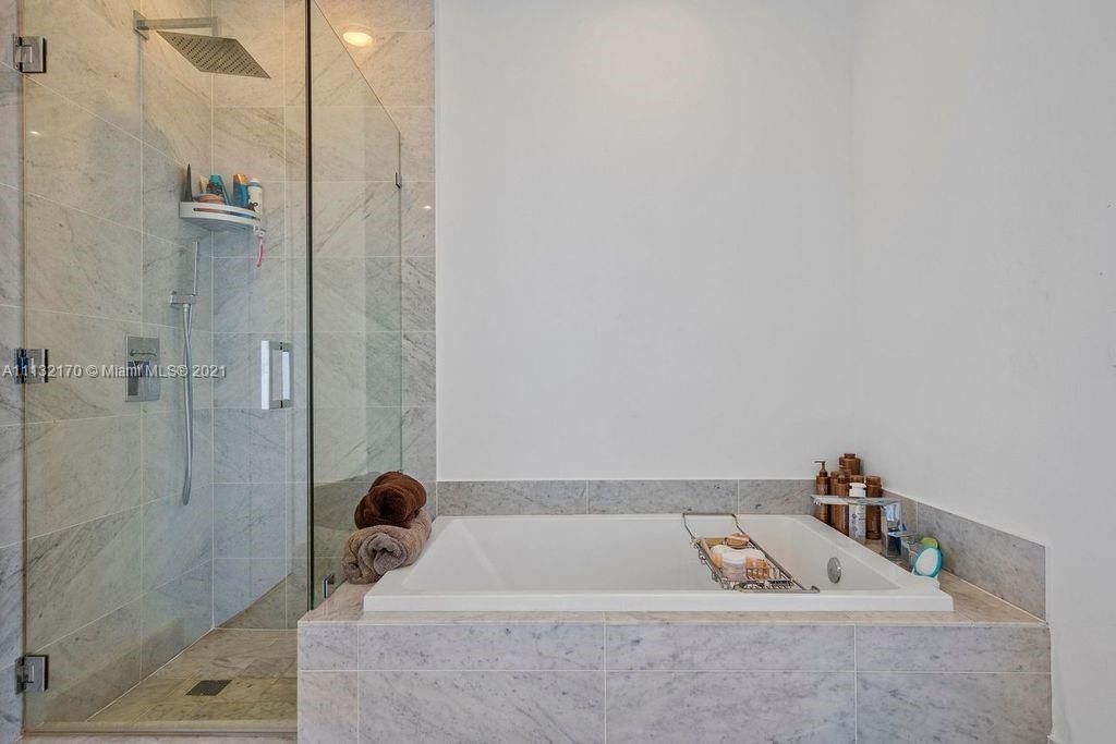 Недавно арендовано: $8,000 (3 спален, 3 ванн, 1321 Квадратных фут)