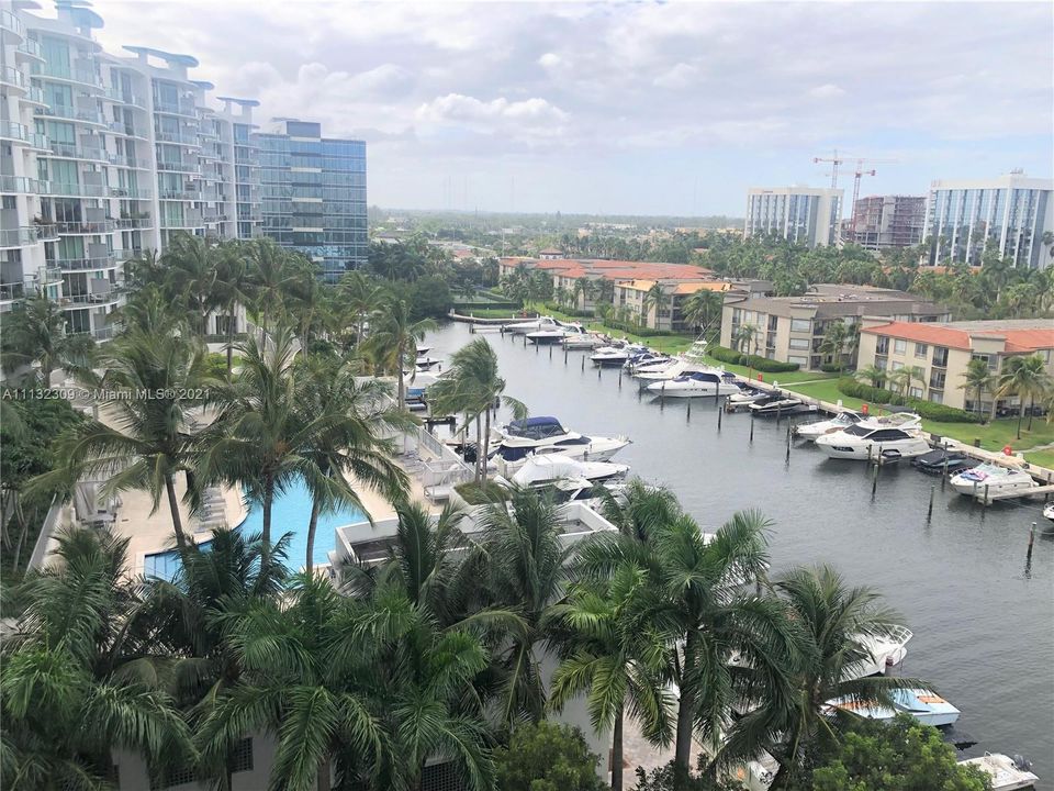Recently Sold: $645,000 (2 beds, 2 baths, 1581 Square Feet)