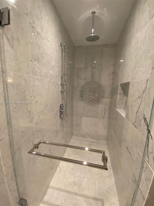 最近租的: $16,000 (2 贝兹, 2 浴室, 0 平方英尺)