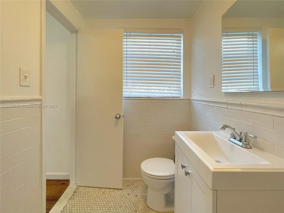 Недавно арендовано: $1,950 (1 спален, 1 ванн, 640 Квадратных фут)