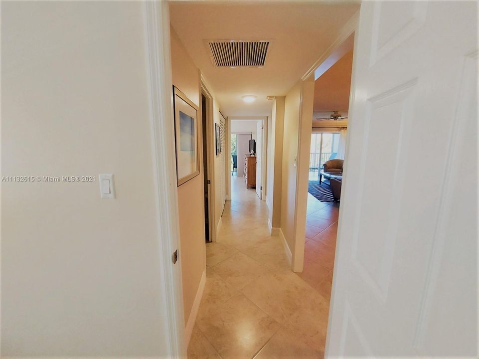 Vendido Recientemente: $589,900 (2 camas, 2 baños, 0 Pies cuadrados)