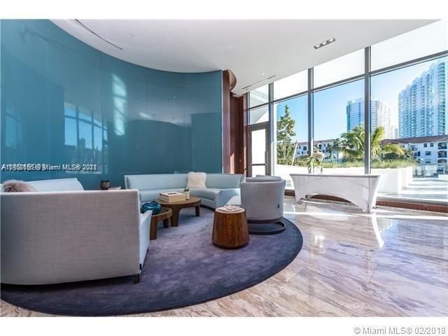 Recently Sold: $2,499,000 (3 beds, 4 baths, 2624 Square Feet)