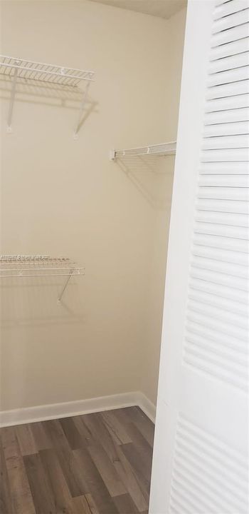 Recently Rented: $1,400 (1 beds, 1 baths, 700 Square Feet)
