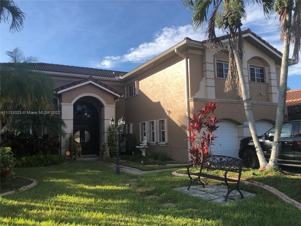 Recently Sold: $635,000 (4 beds, 2 baths, 2203 Square Feet)