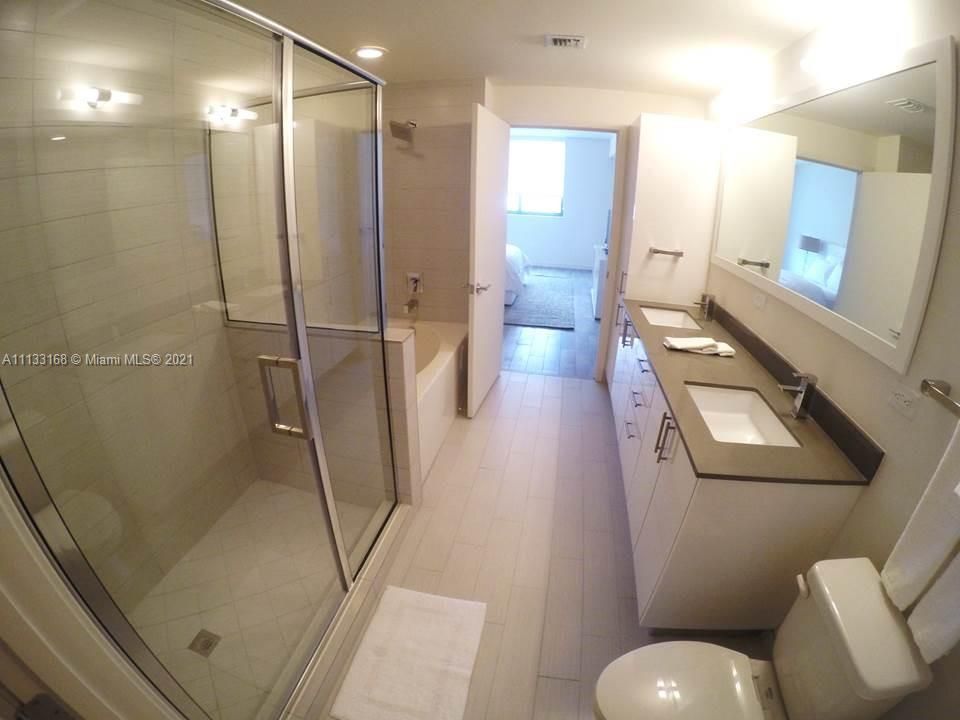 最近租的: $4,500 (2 贝兹, 2 浴室, 1274 平方英尺)