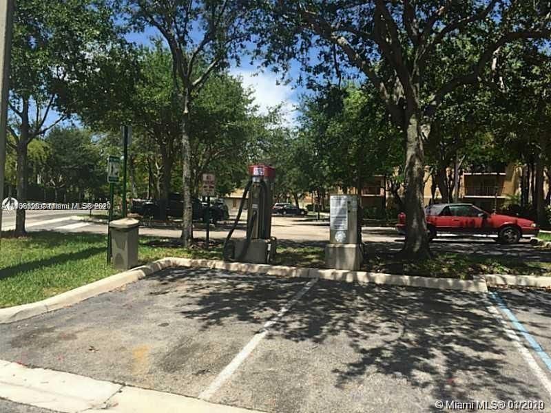 最近售出: $190,000 (2 贝兹, 2 浴室, 974 平方英尺)