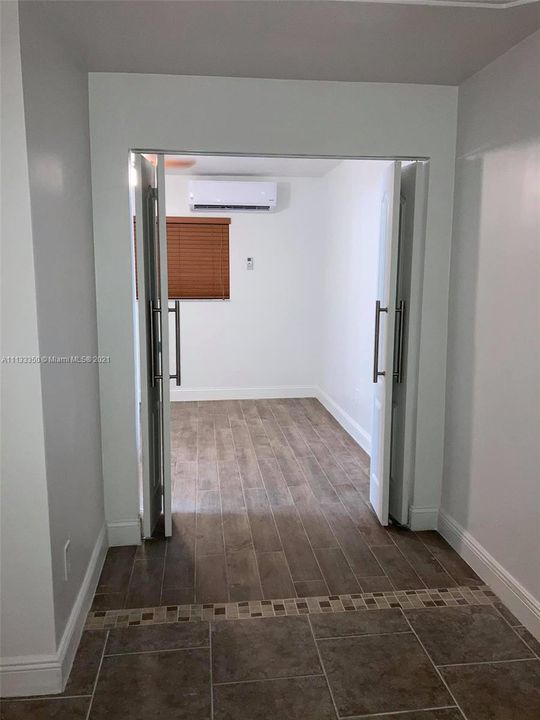 Recently Rented: $1,500 (1 beds, 1 baths, 785 Square Feet)