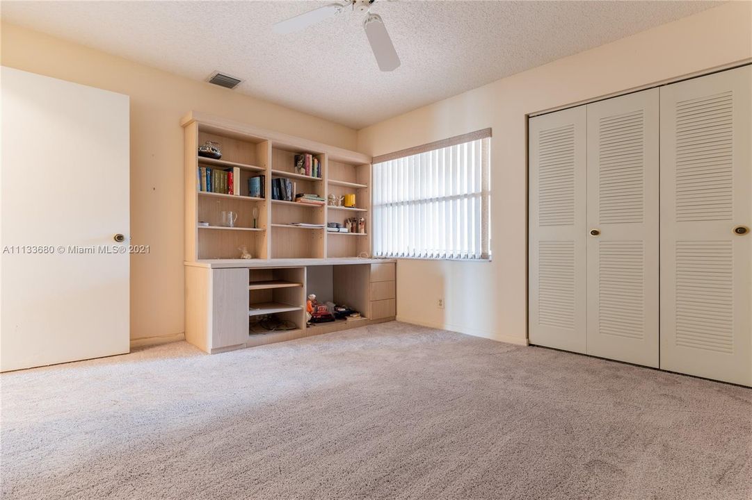 最近售出: $285,000 (2 贝兹, 2 浴室, 1234 平方英尺)