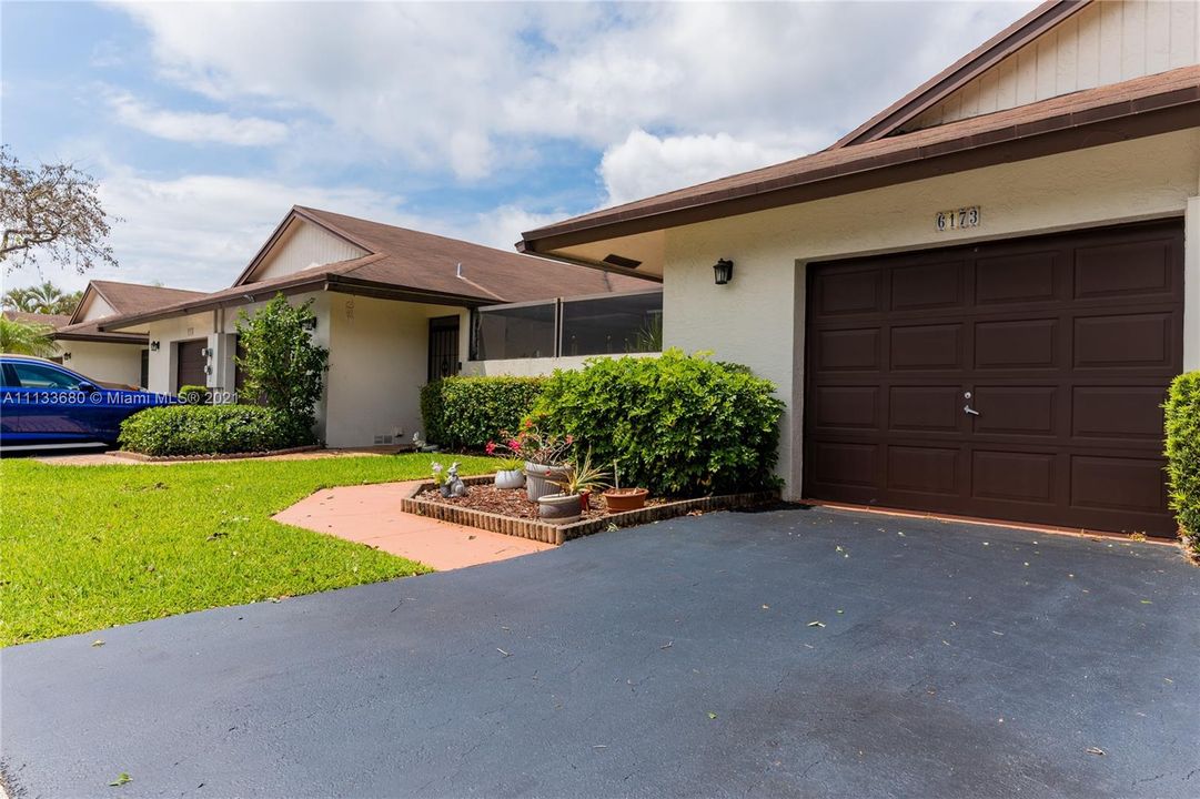 最近售出: $285,000 (2 贝兹, 2 浴室, 1234 平方英尺)