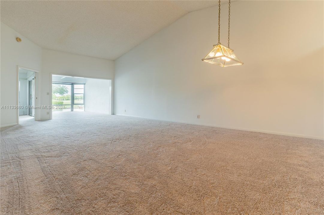 最近售出: $285,000 (2 贝兹, 2 浴室, 1234 平方英尺)