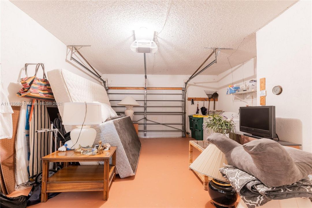 最近售出: $285,000 (2 贝兹, 2 浴室, 1234 平方英尺)