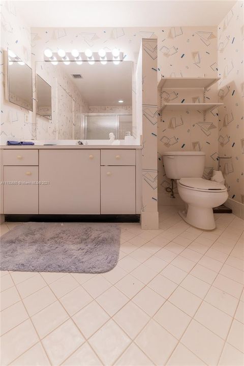 最近售出: $285,000 (2 贝兹, 2 浴室, 1234 平方英尺)