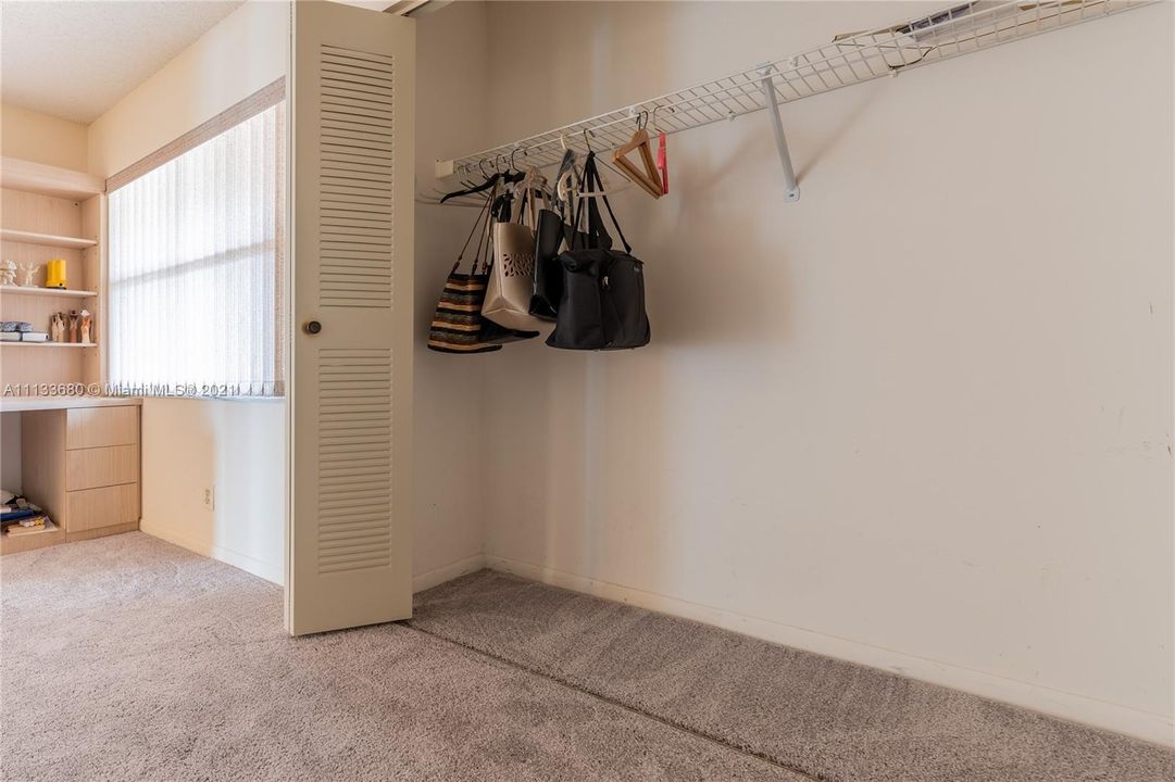 最近售出: $285,000 (2 贝兹, 2 浴室, 1234 平方英尺)