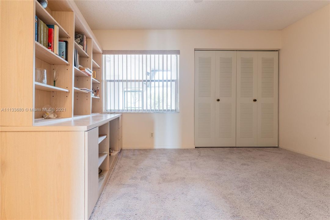 最近售出: $285,000 (2 贝兹, 2 浴室, 1234 平方英尺)