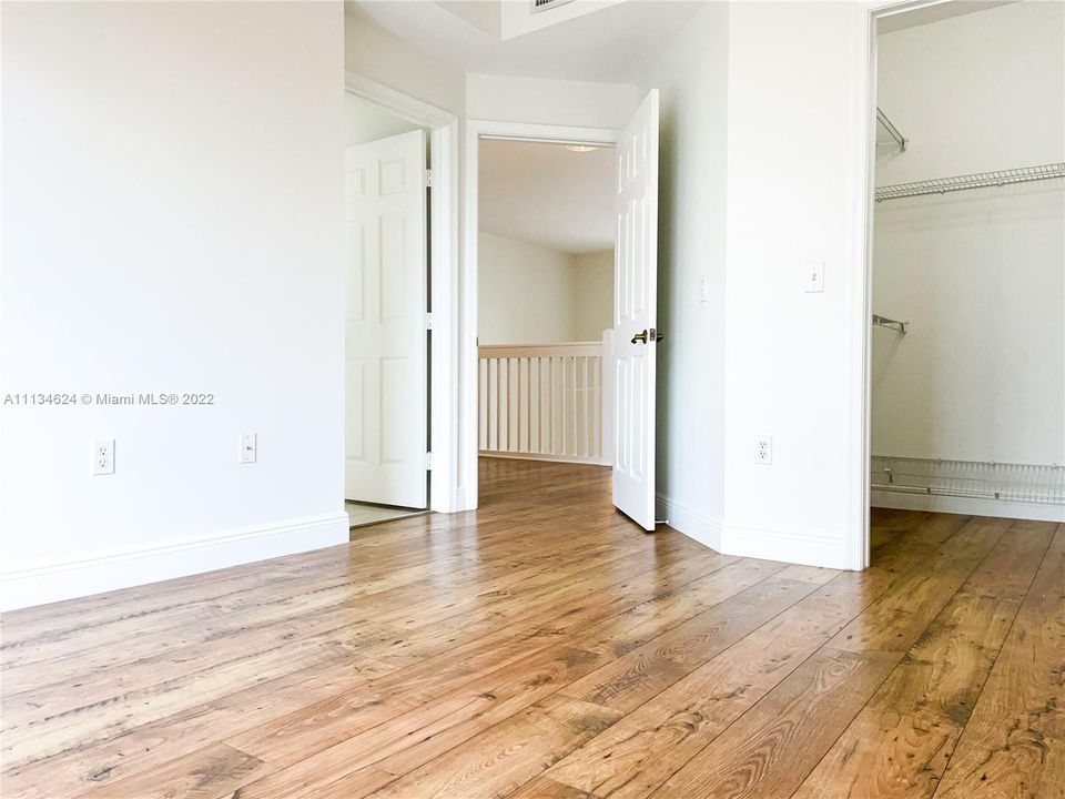 Recientemente alquilado: $2,500 (2 camas, 2 baños, 1101 Pies cuadrados)
