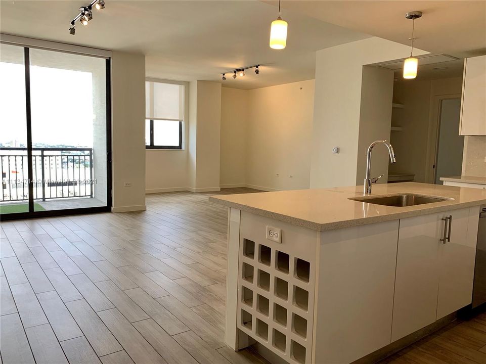 Recently Rented: $4,500 (2 beds, 2 baths, 1369 Square Feet)