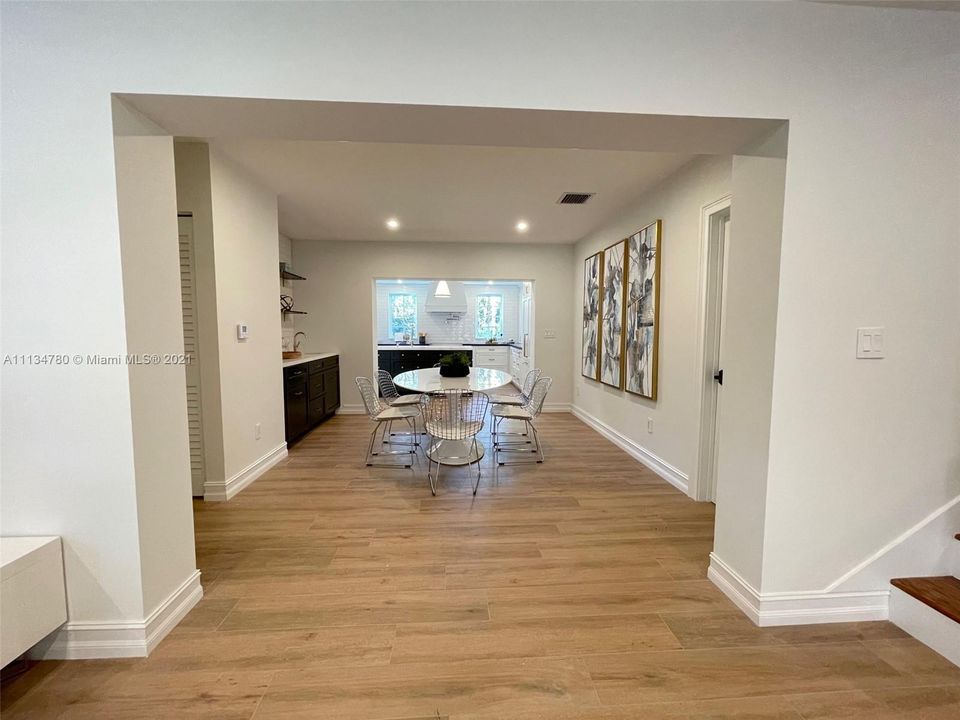 Recently Sold: $2,190,000 (4 beds, 4 baths, 2226 Square Feet)