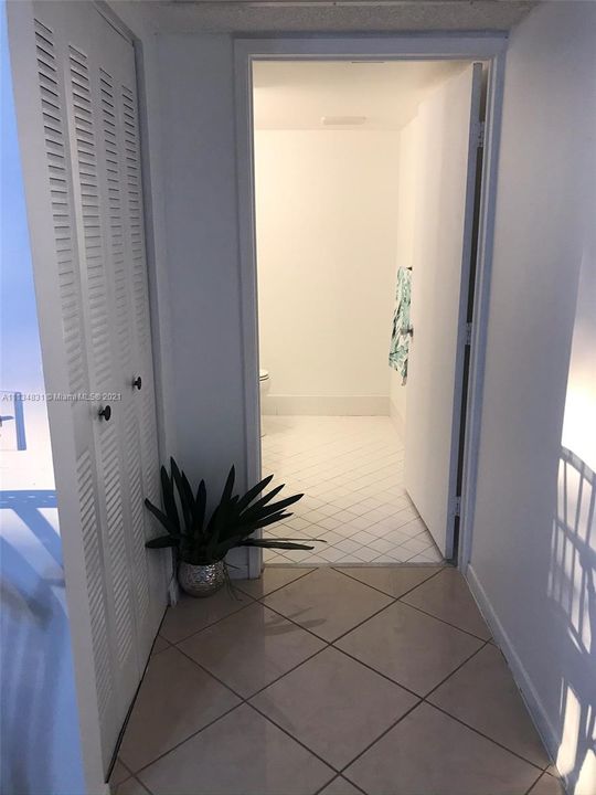 Recently Rented: $1,500 (1 beds, 1 baths, 1033 Square Feet)