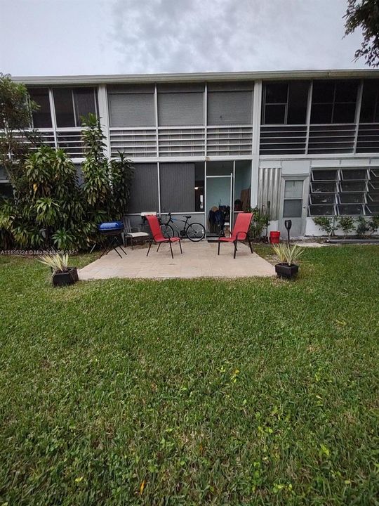 Vendido Recientemente: $77,900 (1 camas, 1 baños, 585 Pies cuadrados)