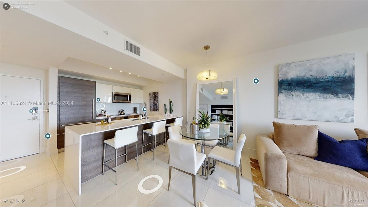 For Sale: $649,990 (1 beds, 1 baths, 732 Square Feet)