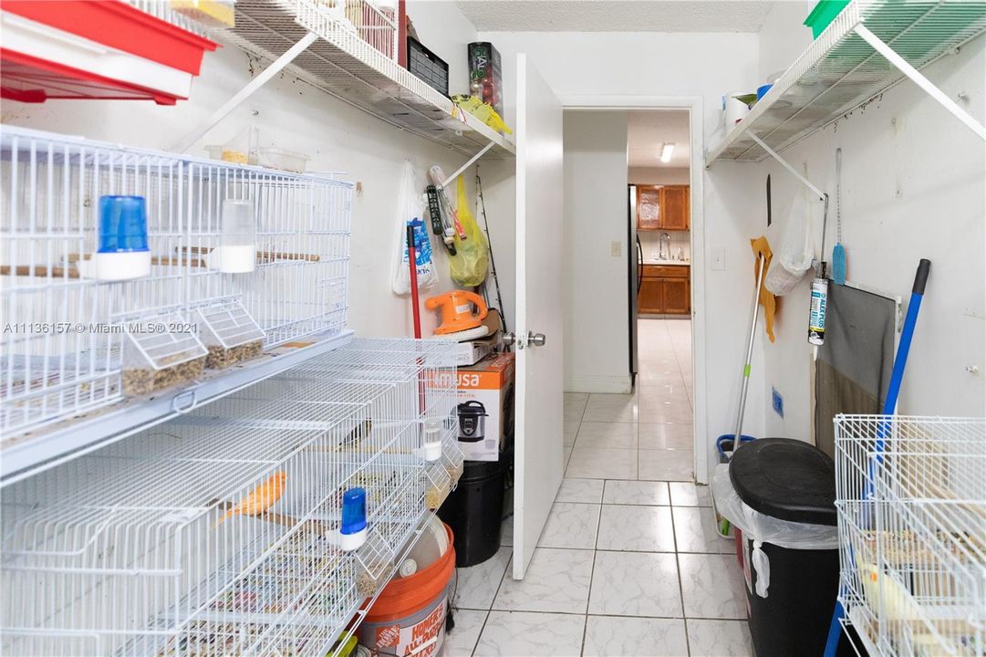 Vendido Recientemente: $119,000 (2 camas, 1 baños, 1075 Pies cuadrados)