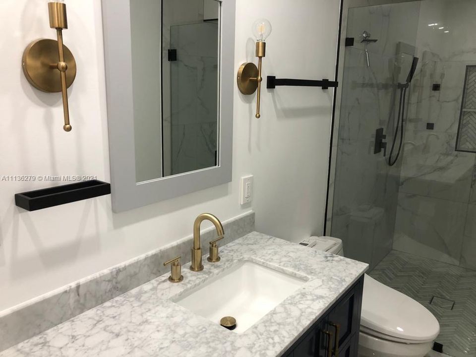 Recently Sold: $1,300,000 (3 beds, 3 baths, 2469 Square Feet)