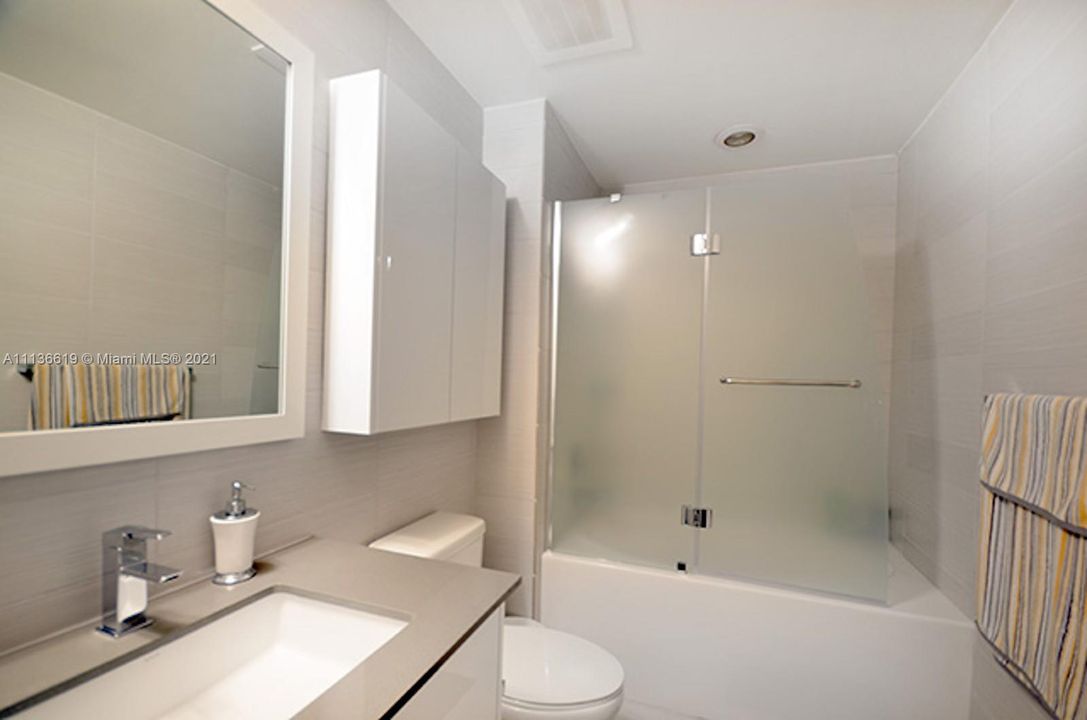 Недавно арендовано: $5,000 (3 спален, 2 ванн, 1438 Квадратных фут)