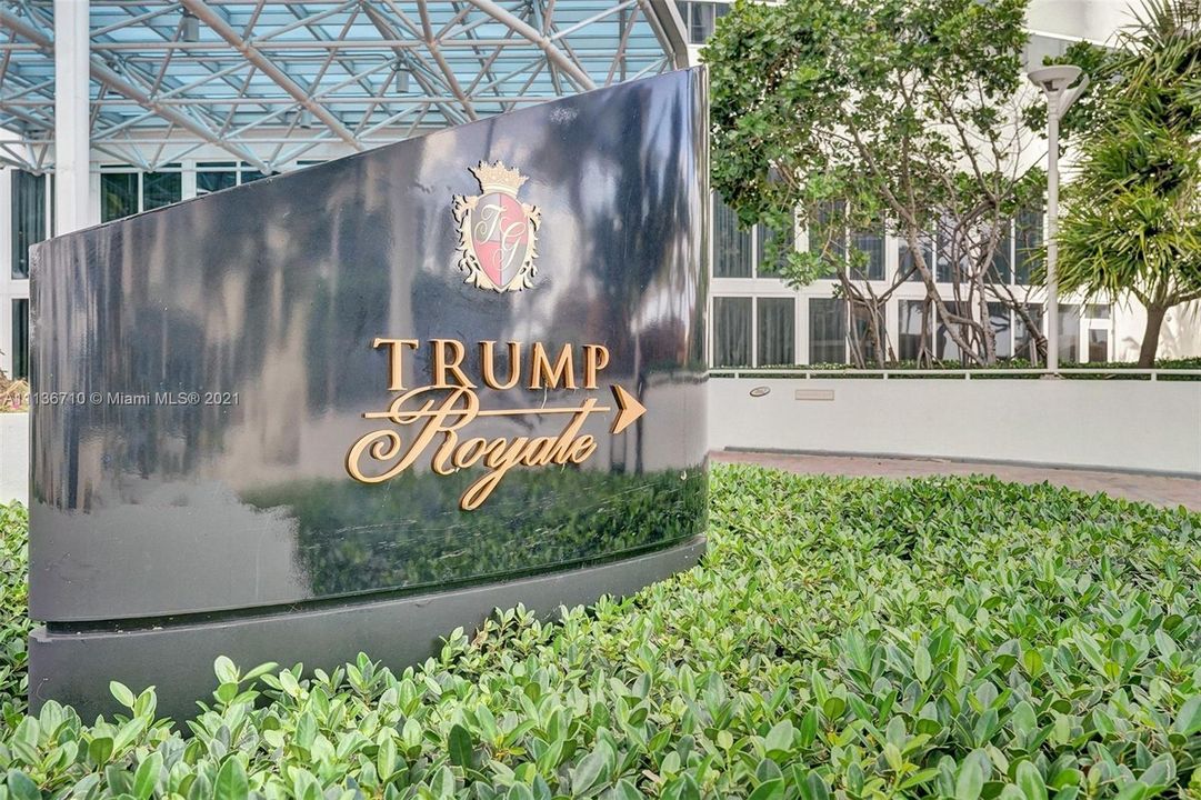 最近售出: $1,445,000 (2 贝兹, 2 浴室, 1614 平方英尺)