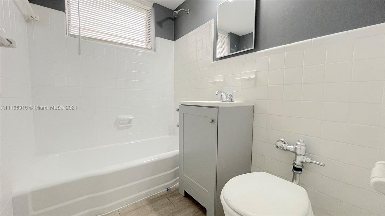 Недавно арендовано: $1,150 (0 спален, 1 ванн, 500 Квадратных фут)