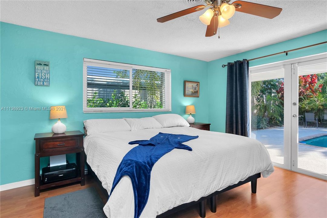 Recently Sold: $680,000 (3 beds, 2 baths, 1533 Square Feet)