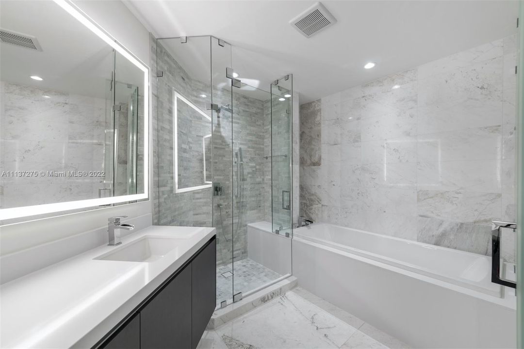 Недавно арендовано: $6,500 (1 спален, 2 ванн, 1254 Квадратных фут)