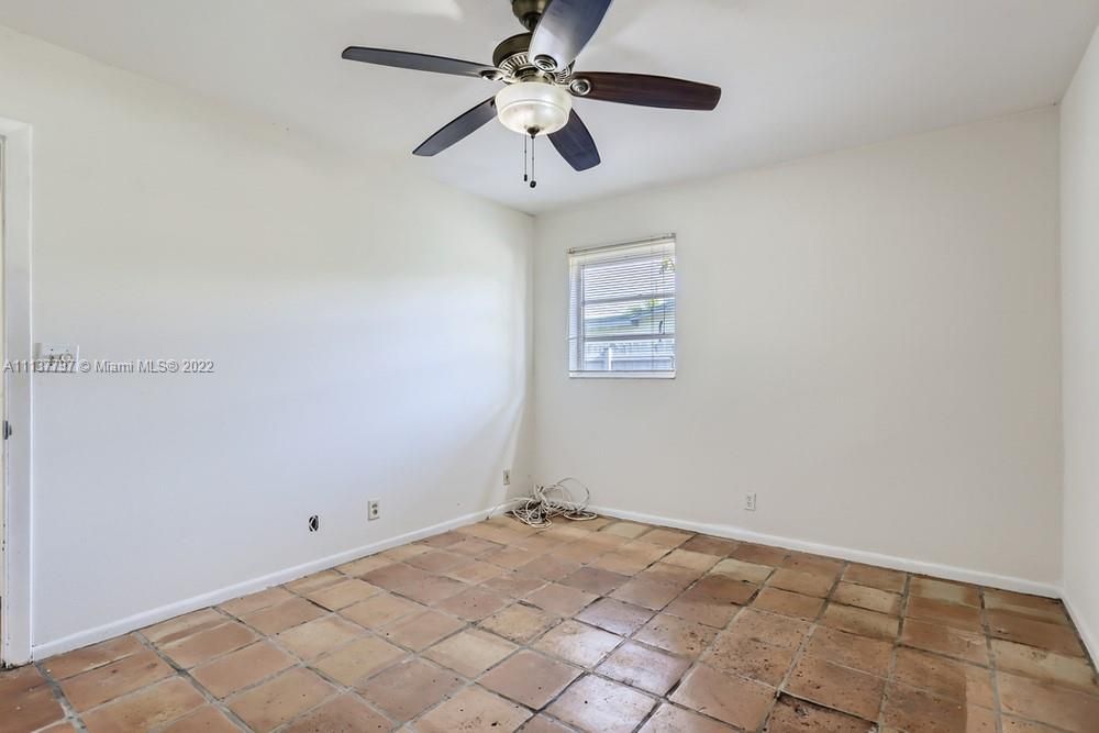 Recently Sold: $354,900 (3 beds, 2 baths, 1190 Square Feet)
