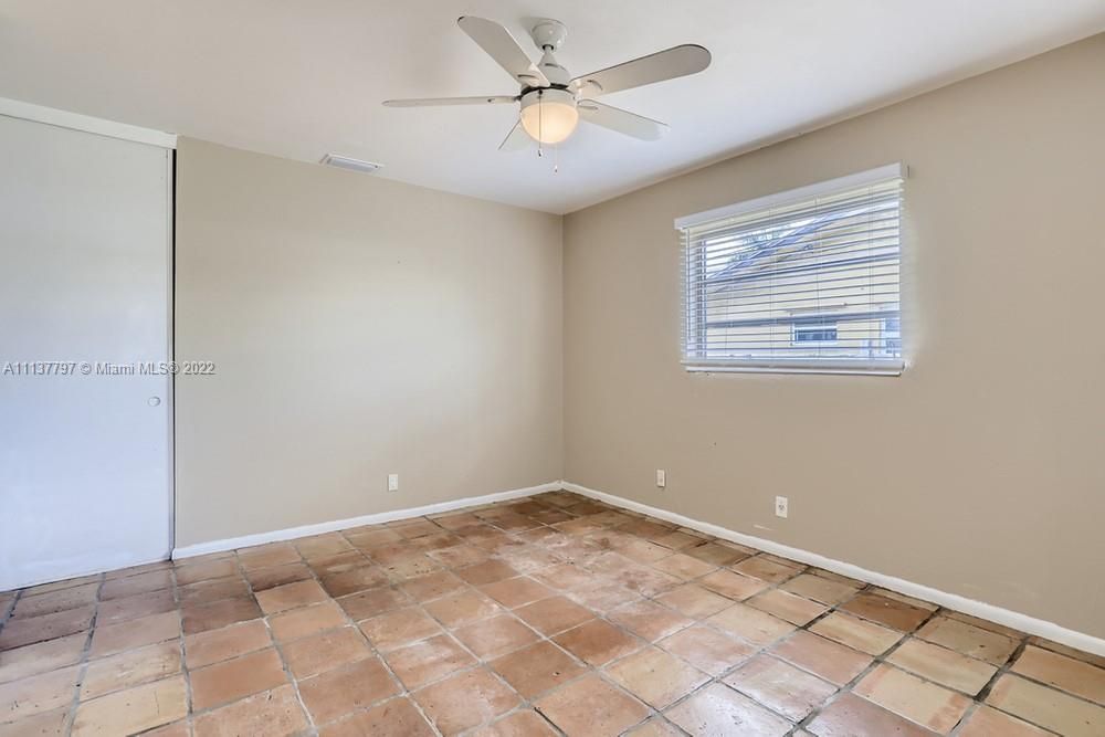 Recently Sold: $354,900 (3 beds, 2 baths, 1190 Square Feet)