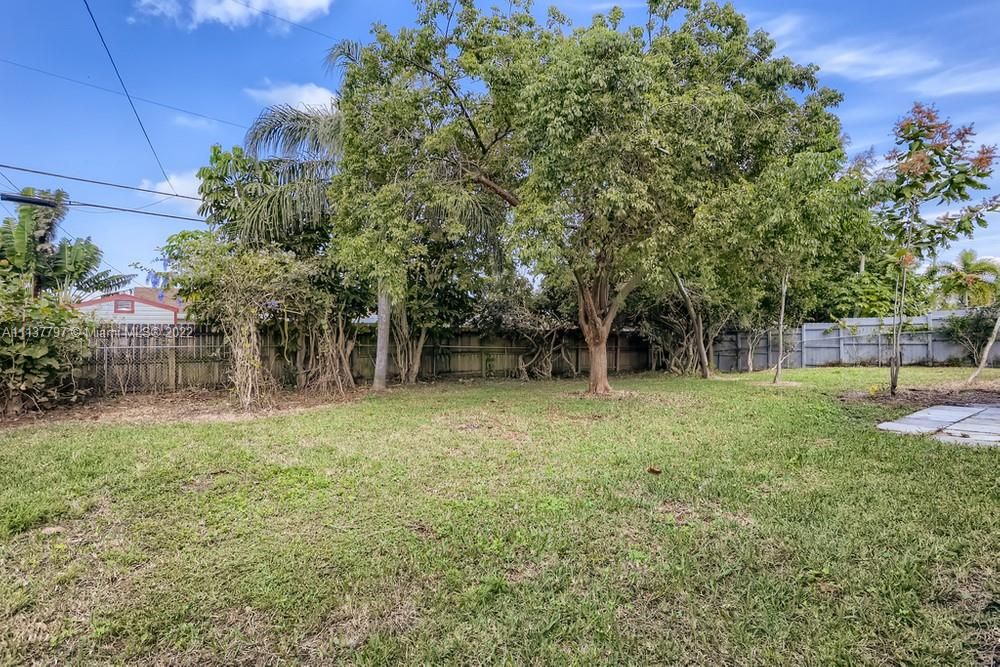 Recently Sold: $354,900 (3 beds, 2 baths, 1190 Square Feet)