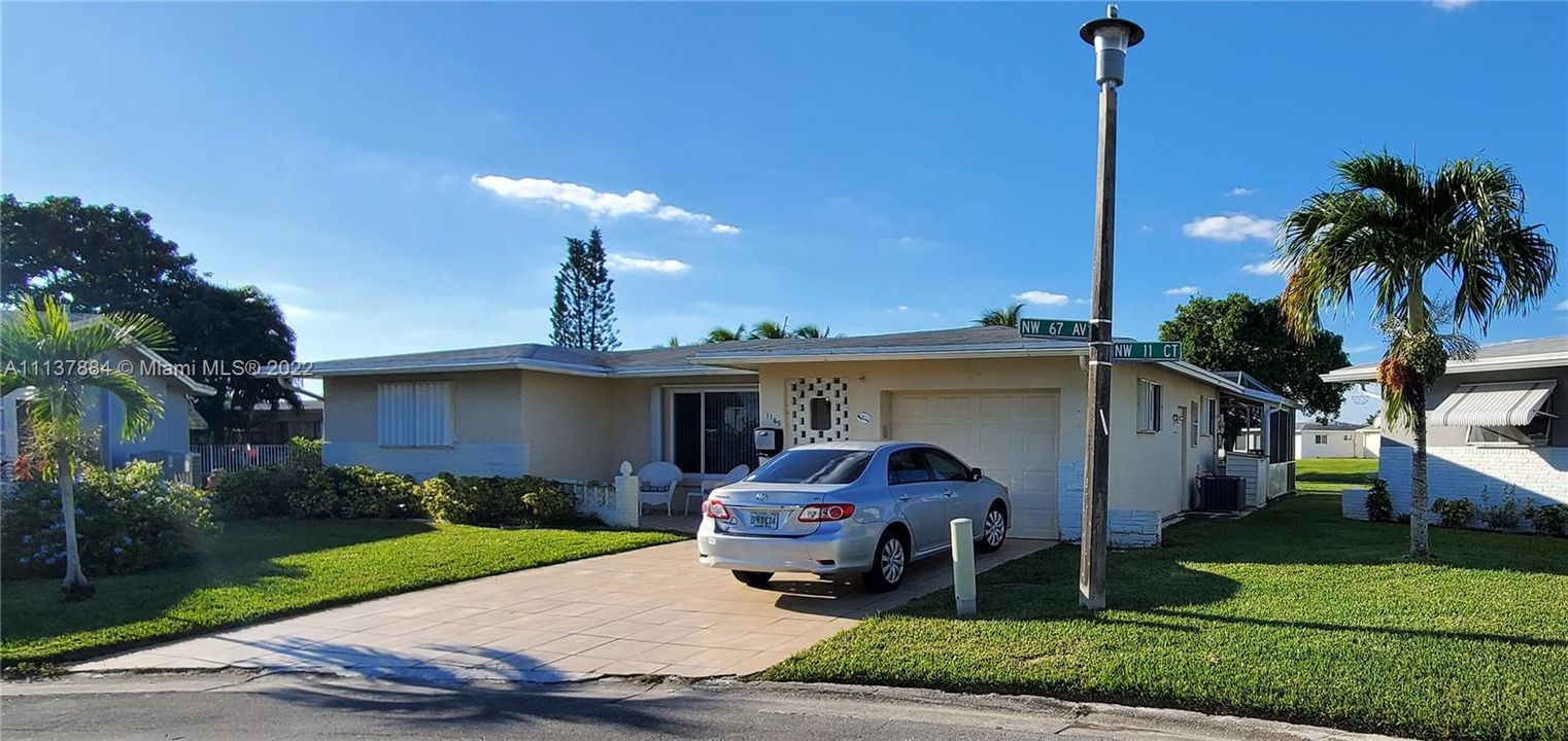 Recently Sold: $329,925 (2 beds, 2 baths, 1587 Square Feet)