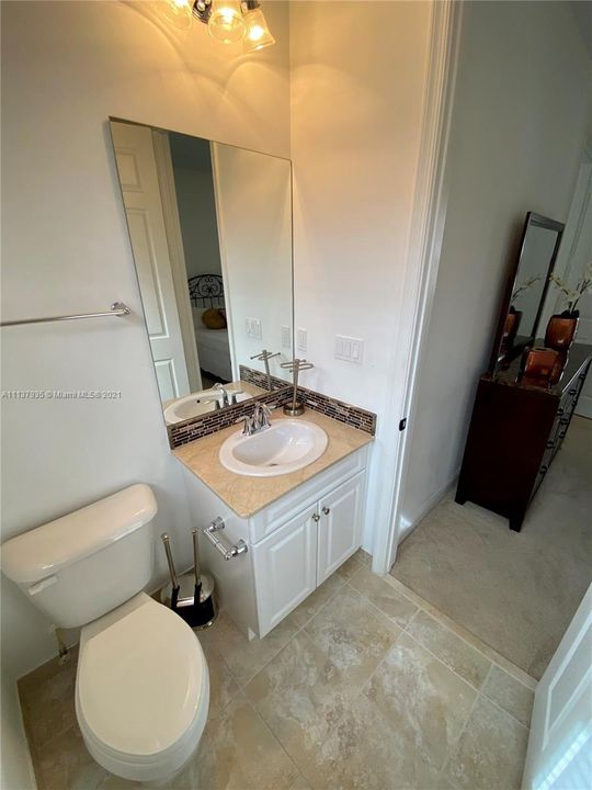 In law suite-Casita full bath